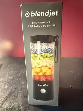 BlendJet Portable Personal Blender in Black; New in box.